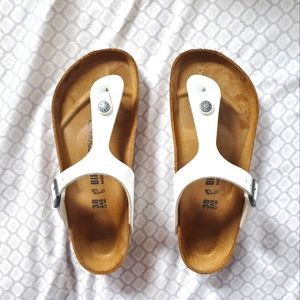 Birkenstock Gizeh Sandal - White 38